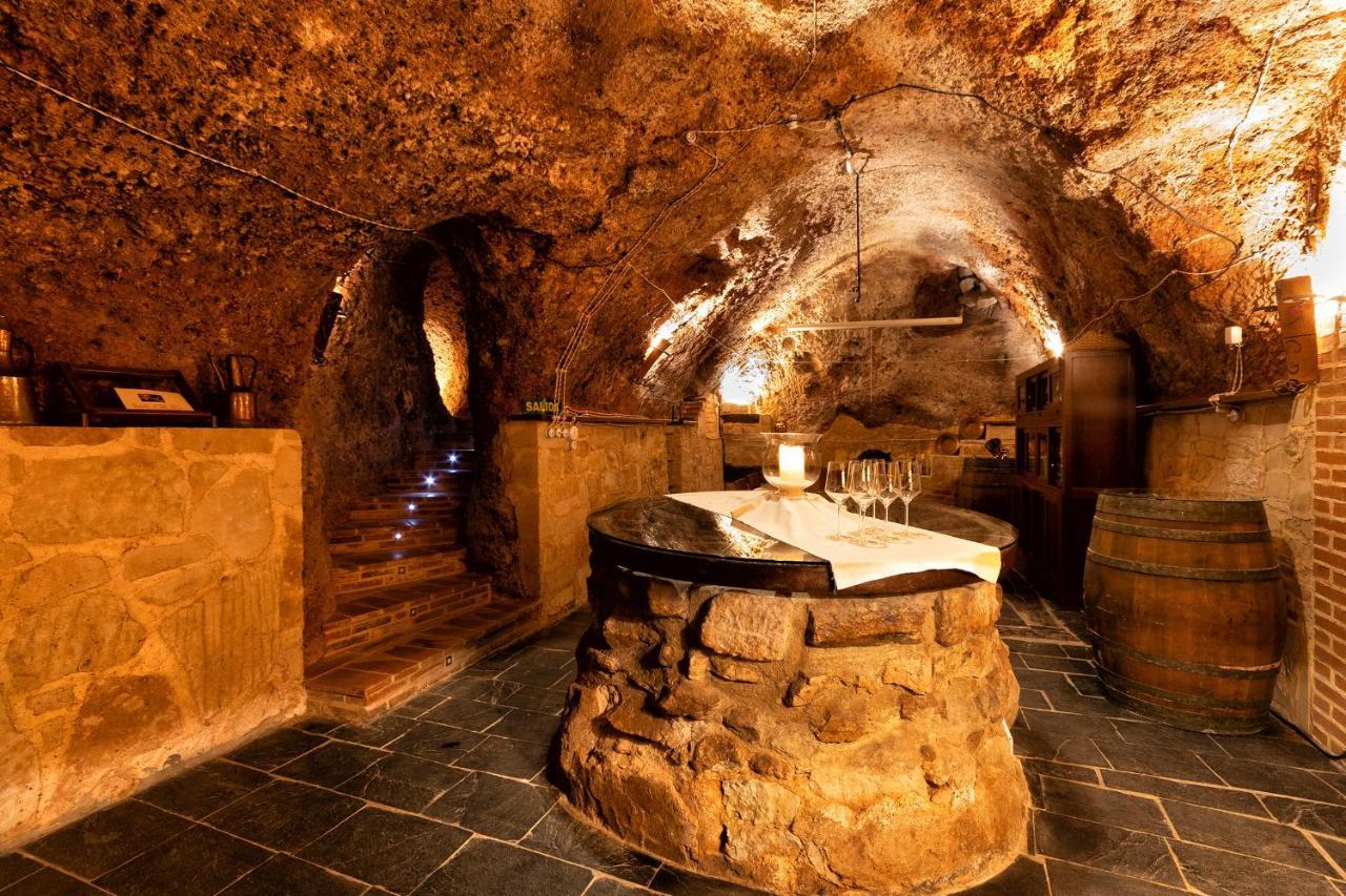 Vinarius, Posada Rural Castellanos de Villiquera Экстерьер фото