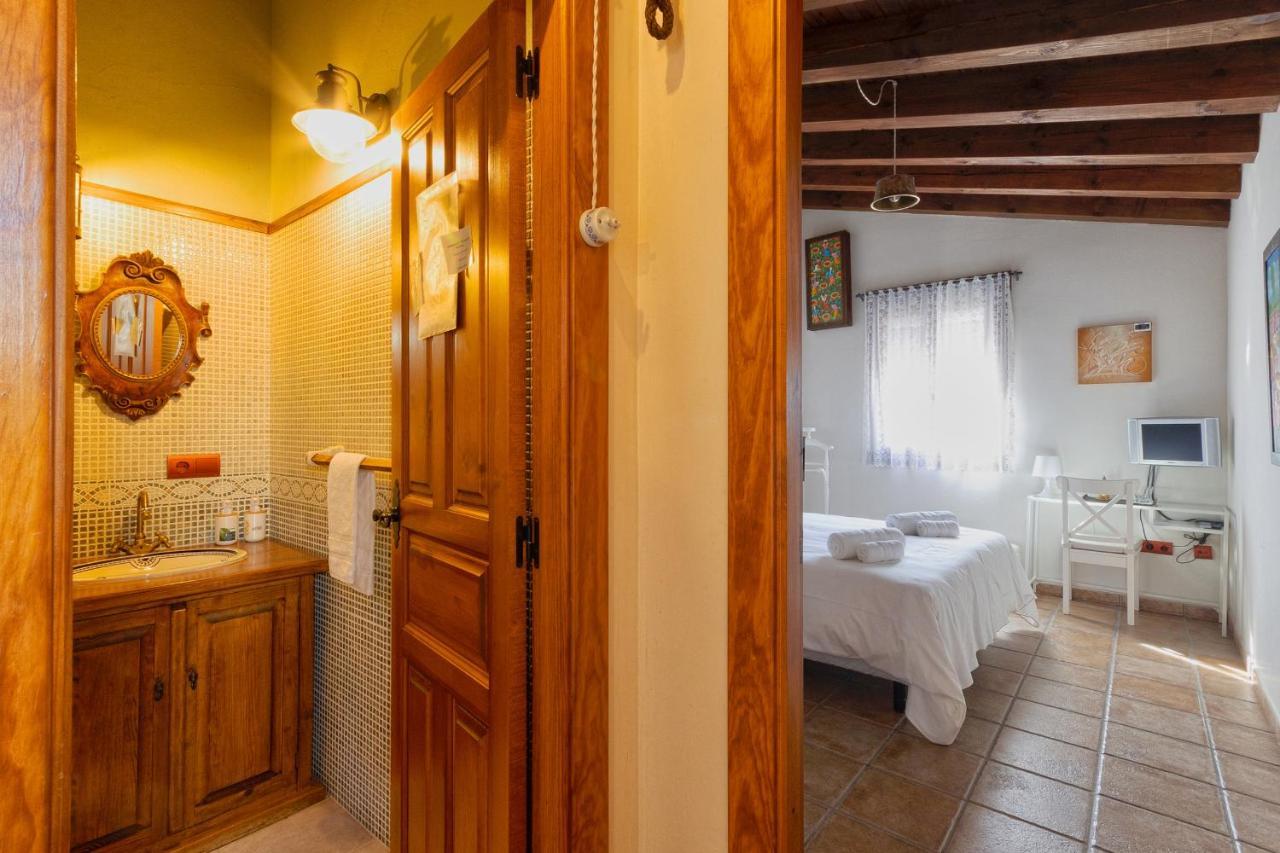 Vinarius, Posada Rural Castellanos de Villiquera Экстерьер фото